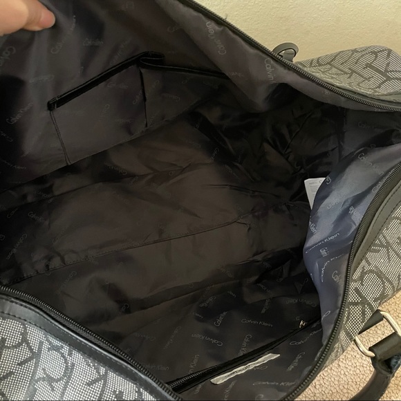 SOLD❤️ Calvin Klein Luggage Carry On Bag - Picture 12 of 13
